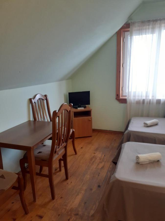 Hotel Premium Уреки Экстерьер фото