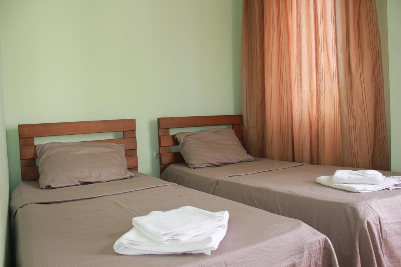 Hotel Premium Уреки Экстерьер фото