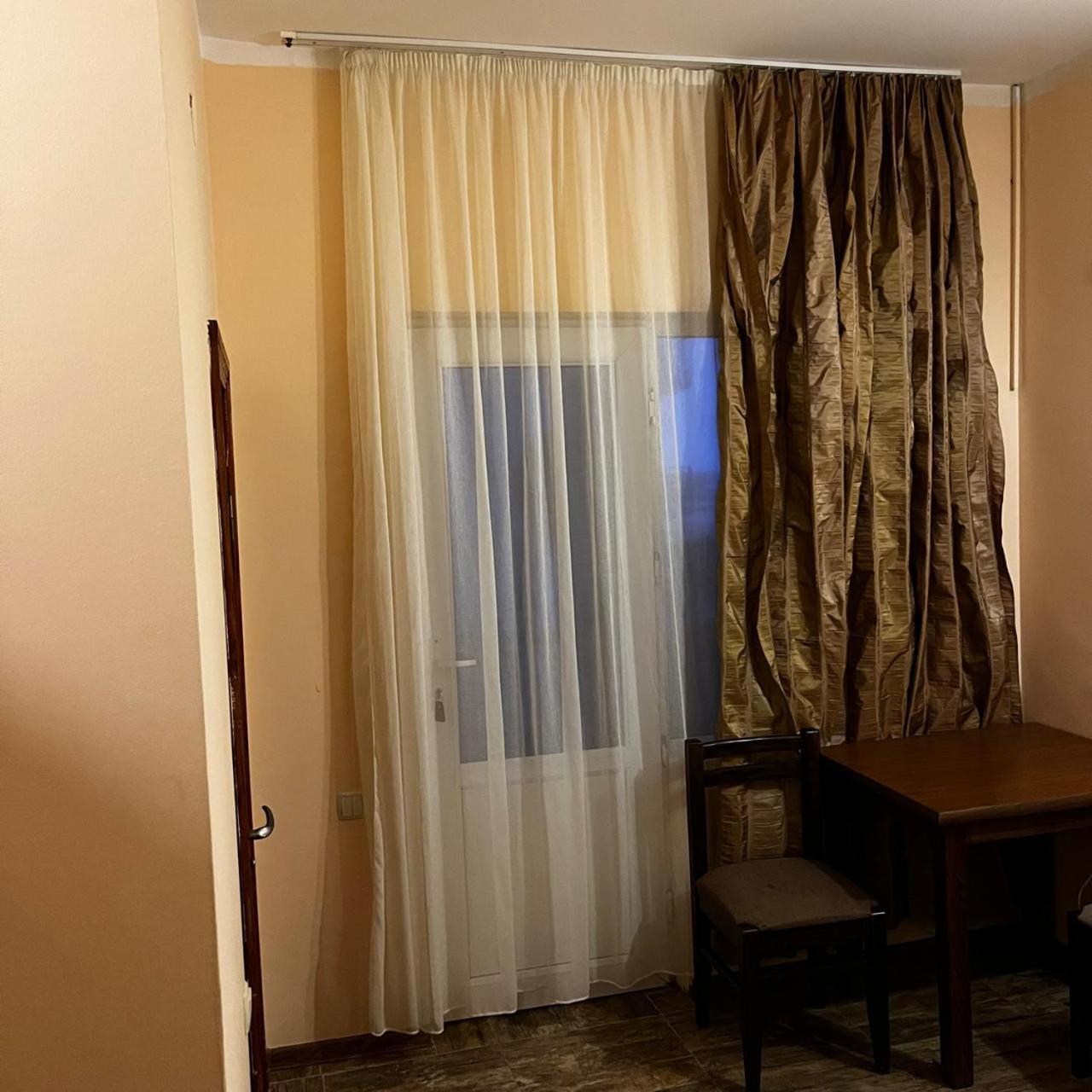 Hotel Premium Уреки Экстерьер фото