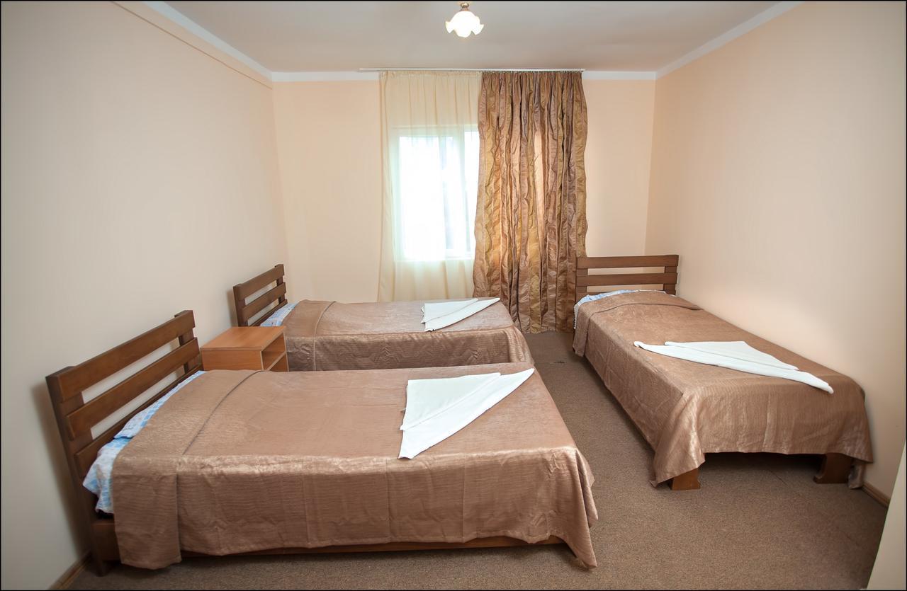 Hotel Premium Уреки Экстерьер фото